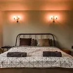 Three Levelled Art Apartment In The Heart Of Sofia