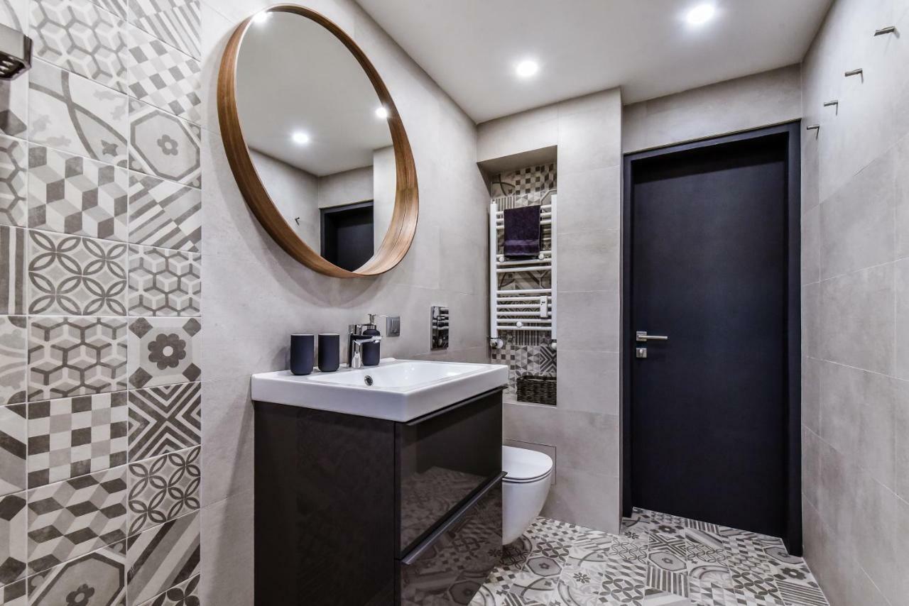 Apartament Three Levelled Art In The Heart Of Sofia