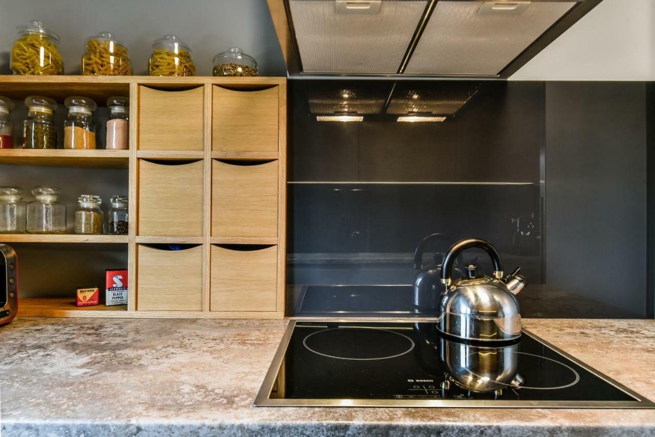 Apartament Three Levelled Art In The Heart Of *