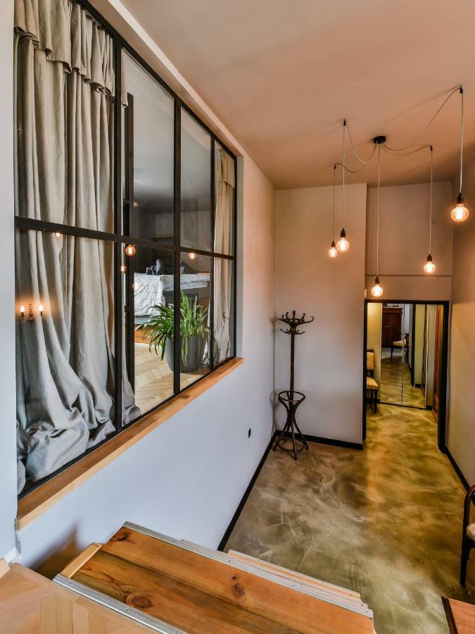 Three Levelled Art In The Heart Of Apartament Sofia
